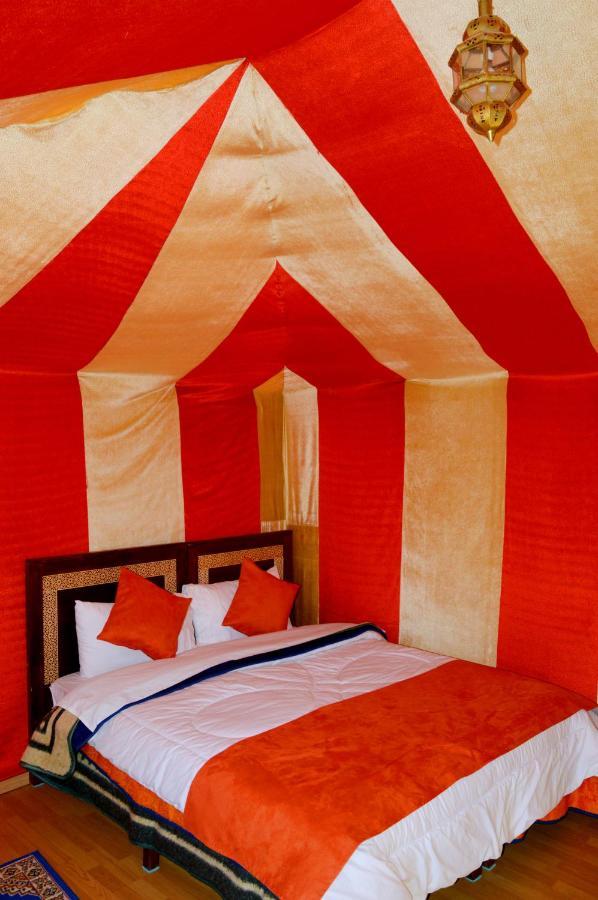Les Roches Desert Camp Merzouga Exteriér fotografie
